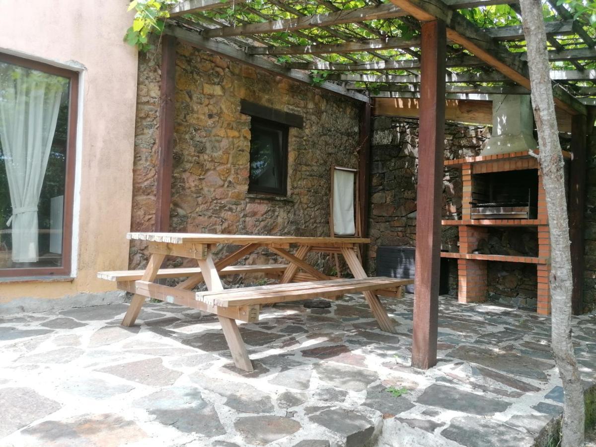 Retiro De Gondramaz - 200 M2 Villa Eksteriør bilde